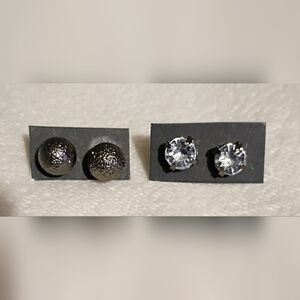 Elegant Silver and Black Stud Earrings Set